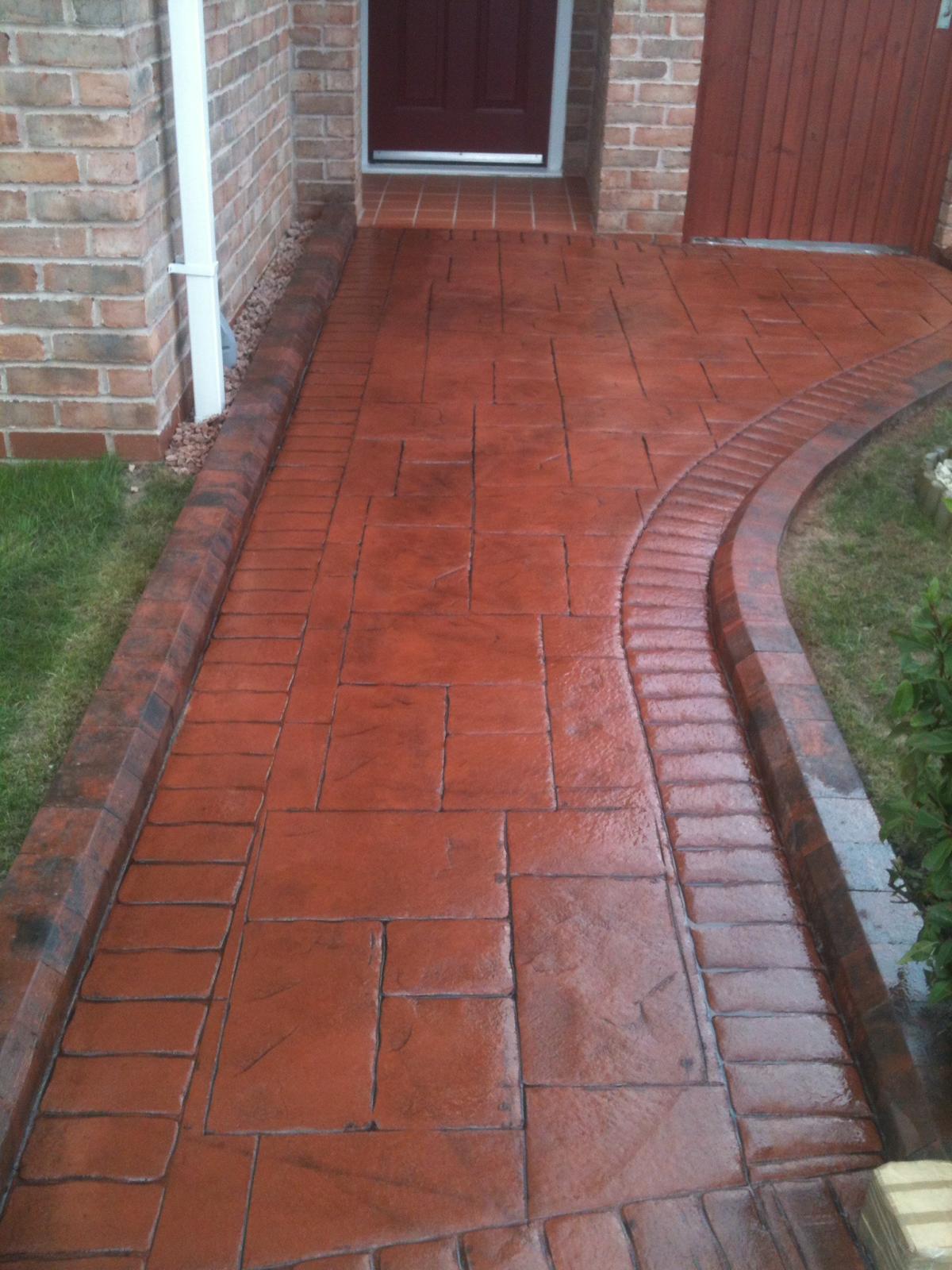 Brick colour imprinted concrete path with custom curved edge, Cheshire